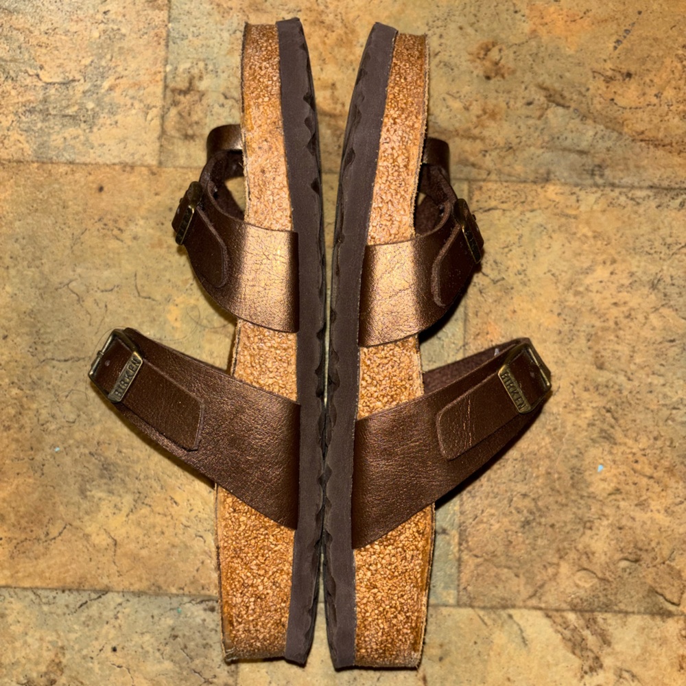 Birkenstock Metallic Brown Sandals